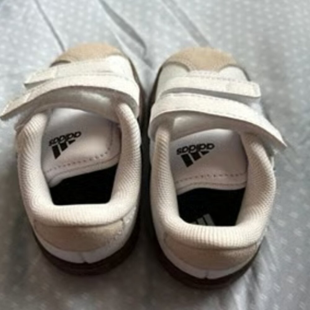 Adidas Toddler sneakers - Picture 2 of 3